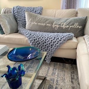 NEW Handmade Frosty Sky Blue ChunkyKnit Blanket